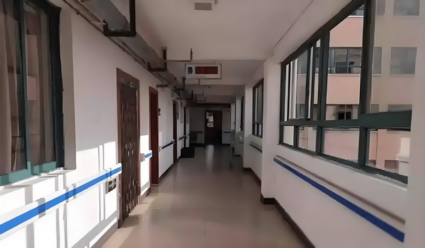 华冠路